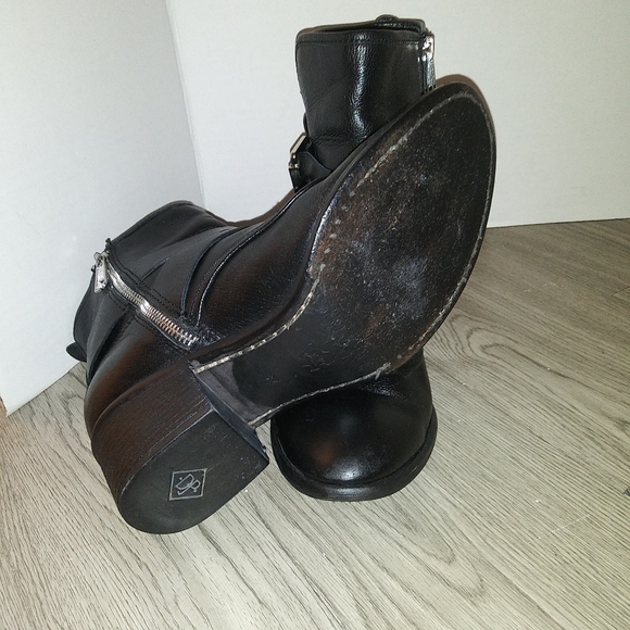 Donald Kilmer "Diem" Bootie - Picture 10 of 10